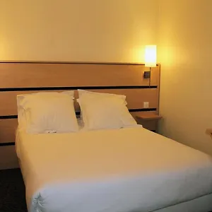 New Saint Lazare 3*, Paris France